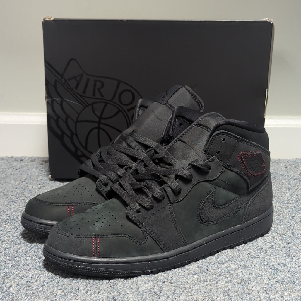 Air Jordan Mid SE Craft 'Dark Smoke Red'